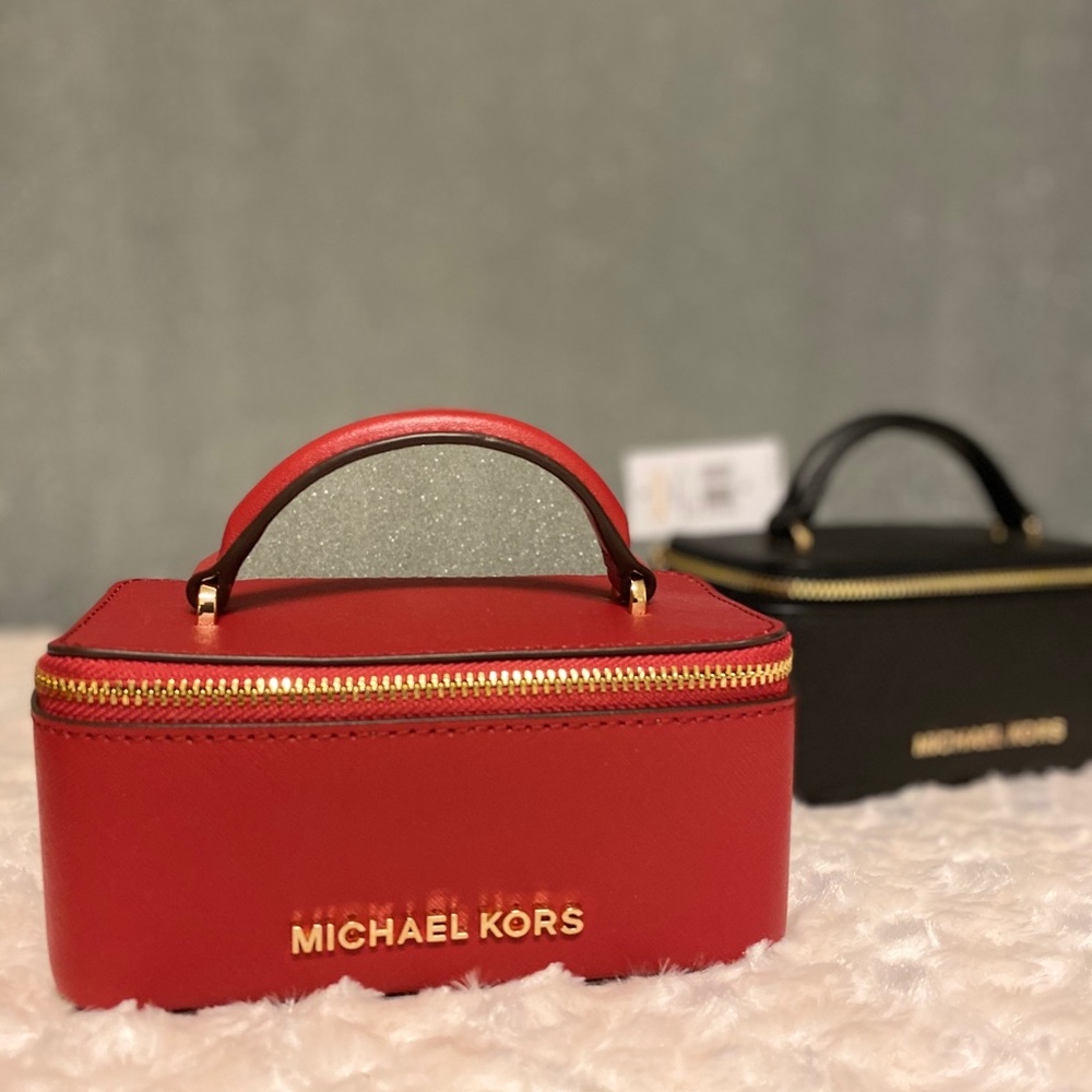 Mini MK party bags !!! New with tags - Picture 2 of 2